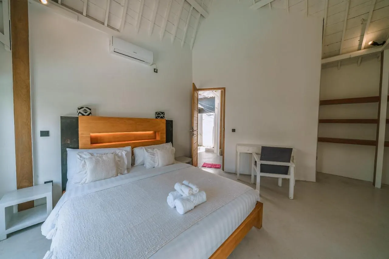 Villa Kazz 4 - Villa 4 Joglo Style - 2 Bdr - Amazing Location Canggu  Indonesia