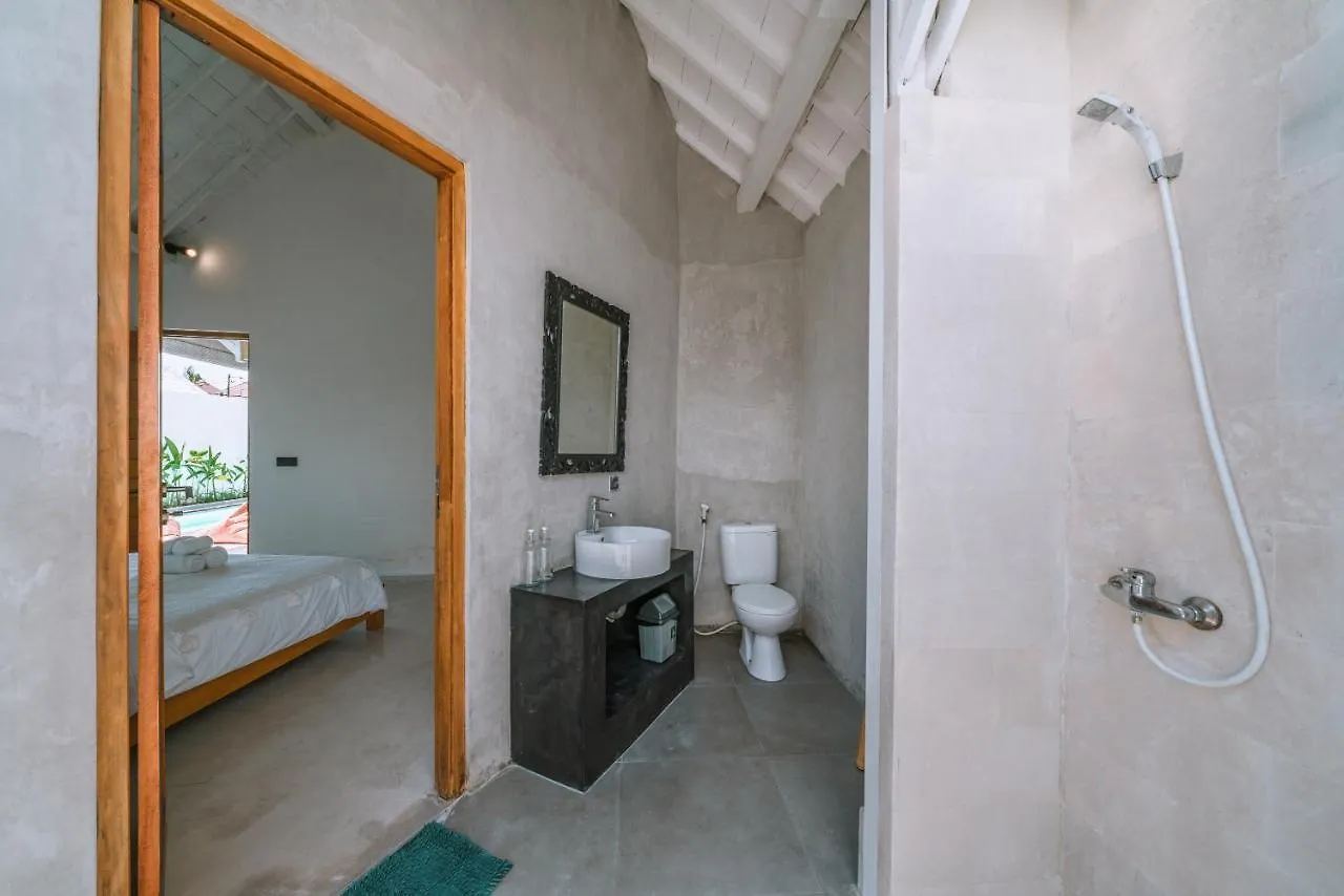 Villa Kazz 4 - Villa 4 Joglo Style - 2 Bdr - Amazing Location Canggu  0*, Canggu (Bali)