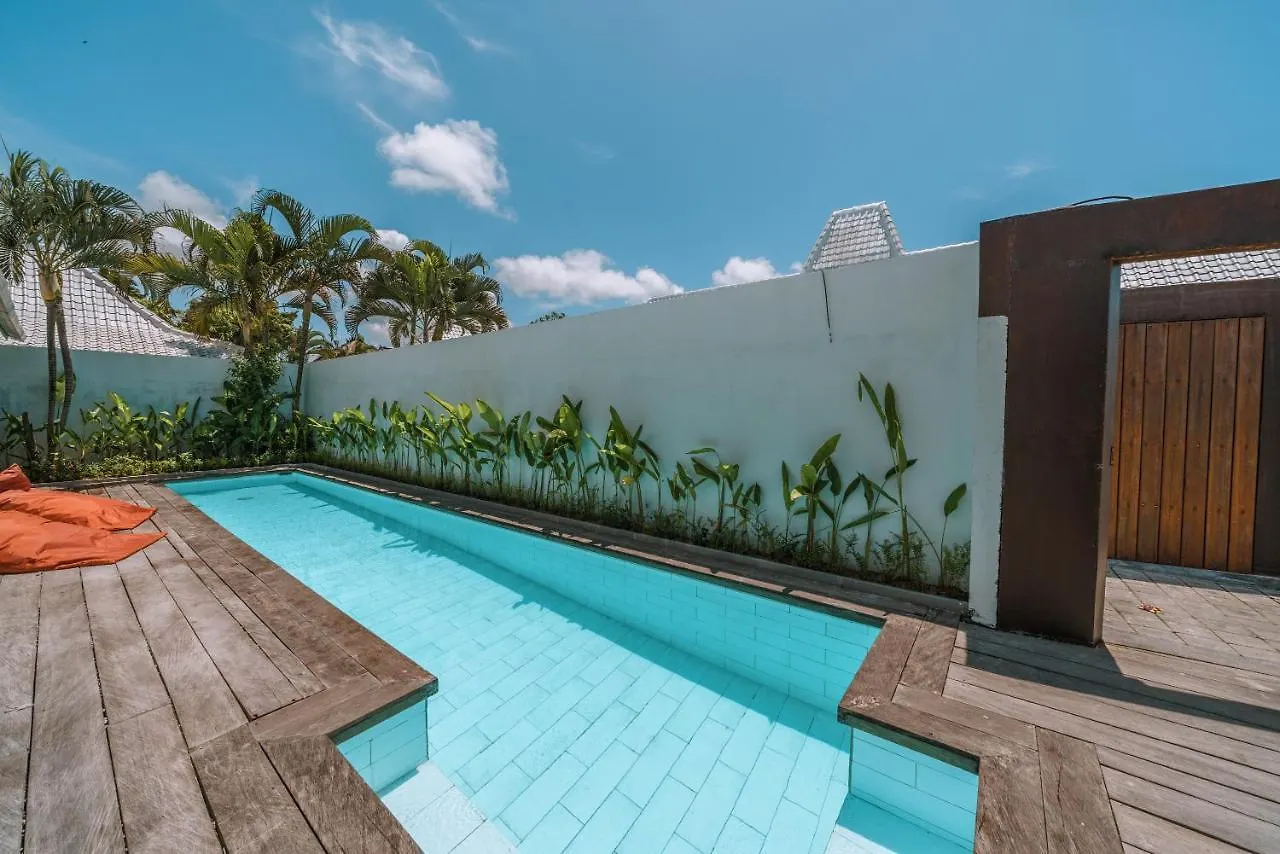 Villa Kazz 4 - Villa 4 Joglo Style - 2 Bdr - Amazing Location Canggu