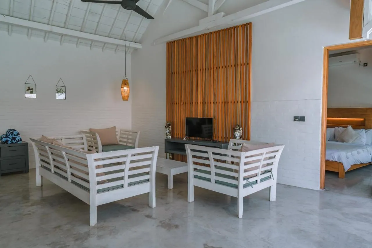 Villa Kazz 4 - Villa 4 Joglo Style - 2 Bdr - Amazing Location Canggu  Canggu (Bali)