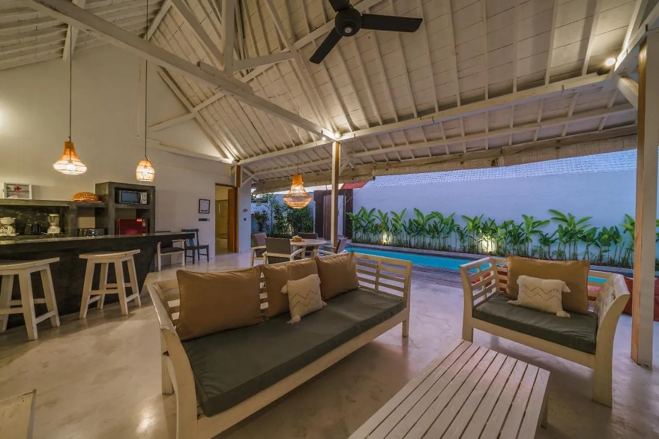 Villa Kazz 4 - Villa 4 Joglo Style - 2 Bdr - Amazing Location Canggu   Canggu (Bali)