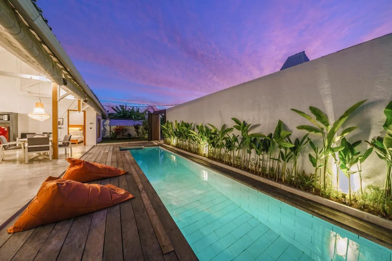 Villa Kazz 4 - Villa 4 Joglo Style - 2 Bdr - Amazing Location Canggu  0*, Canggu (Bali)